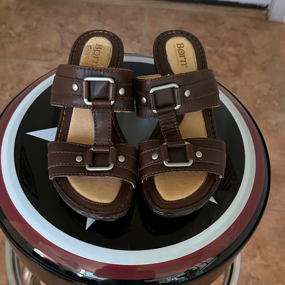 Born Dark Brown Leather Buckle Sandals